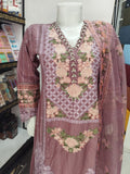425 lawn Heavy Embroidery Shirt with dopatta and trouser